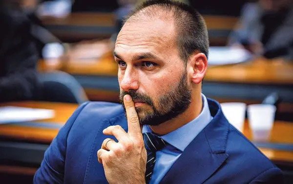 Dep. Eduardo Bolsonaro vem a MT tentar reverter desvantagem dos candidatos do PL